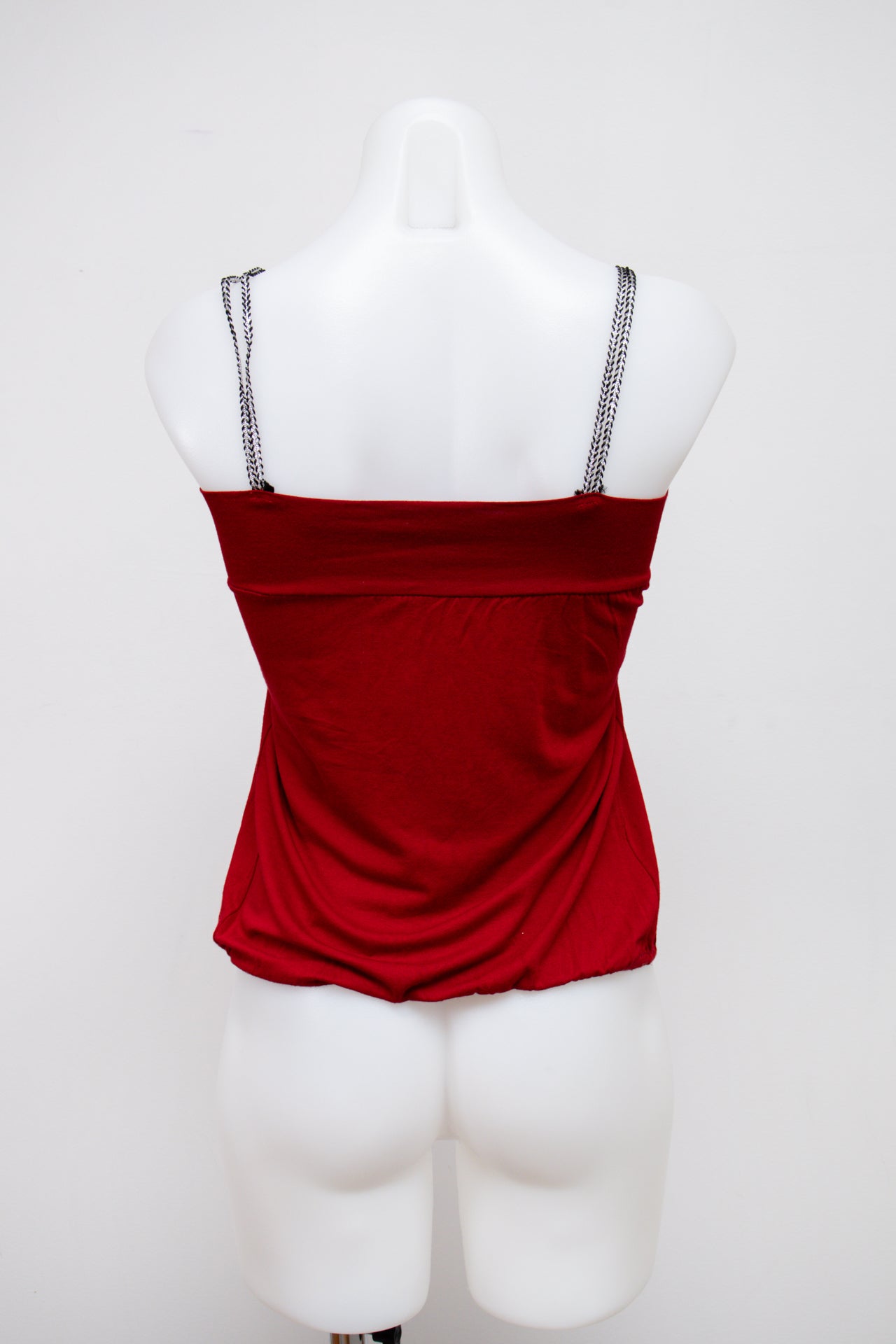 #005 Cami Red | c. 213 | Size 6