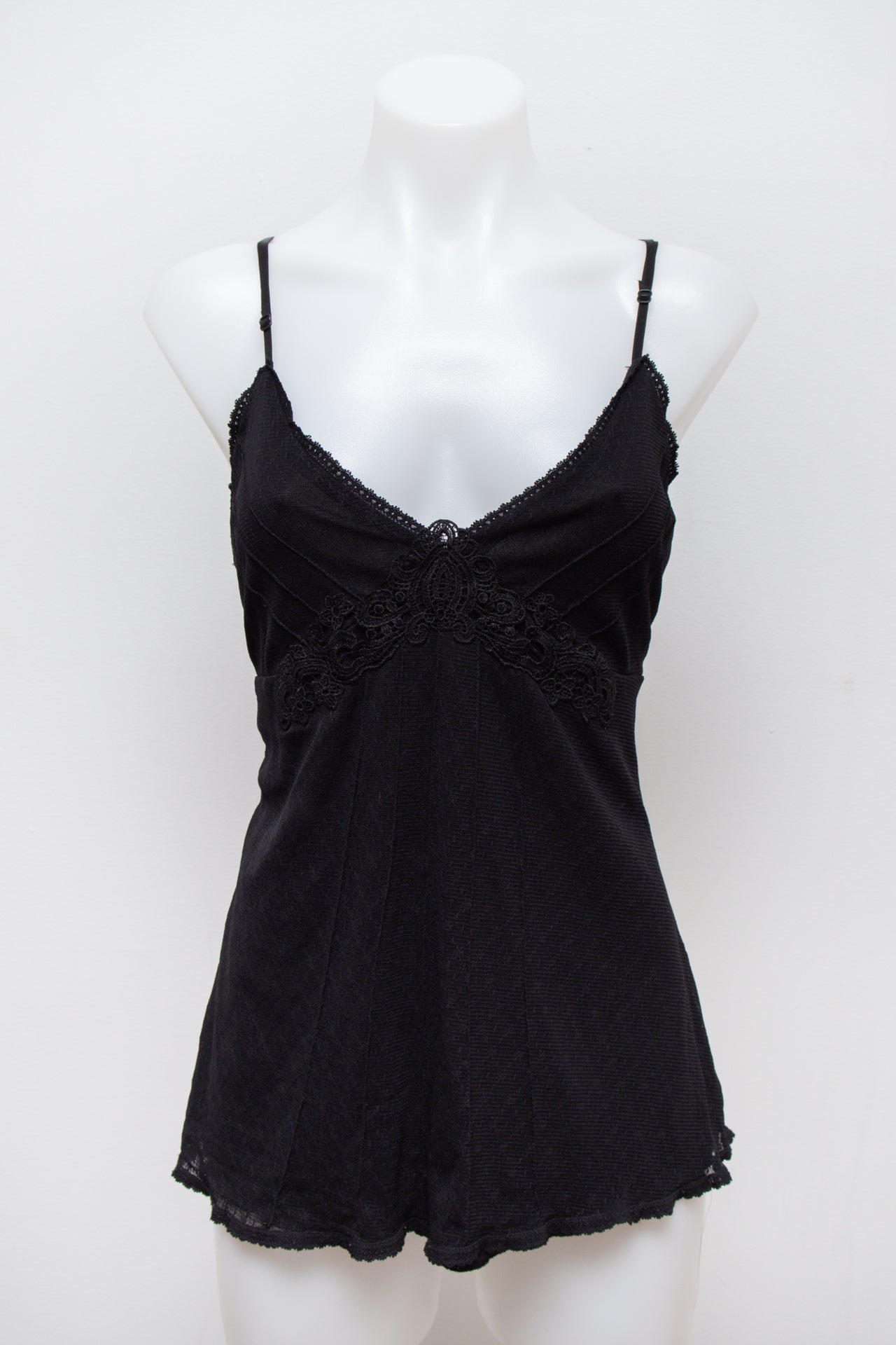 # Camisole Top Black | c. 193 | Size 10