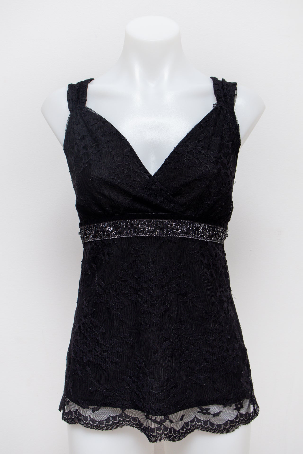 #55 New York & Company Camisole Top Black | c. 185 | Size 10