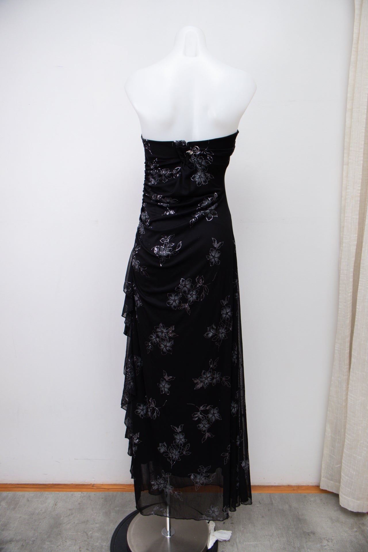 #136 Jessica Skirt Black | c. 198 | Size 10