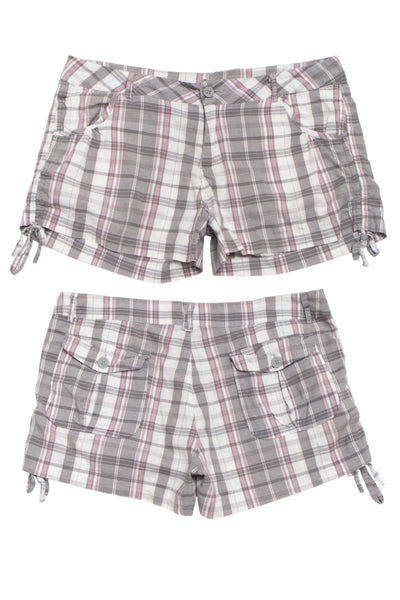 # Madora Shorts Gray | c. 179 | Size 14