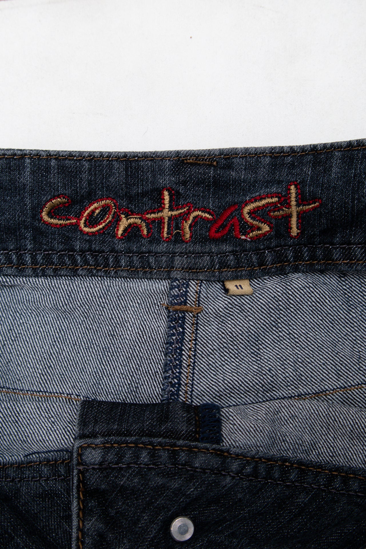 #128 Contrast Jeans Blue | c. 201 | Size 24