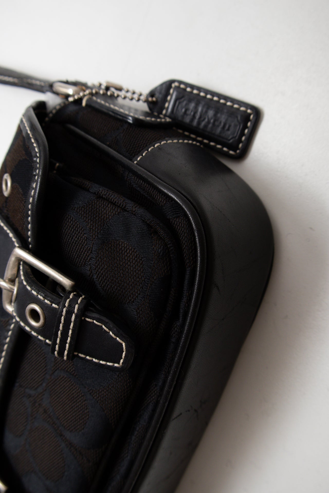 #172 Coach Shoulder Bag Black | c. 187 | Size