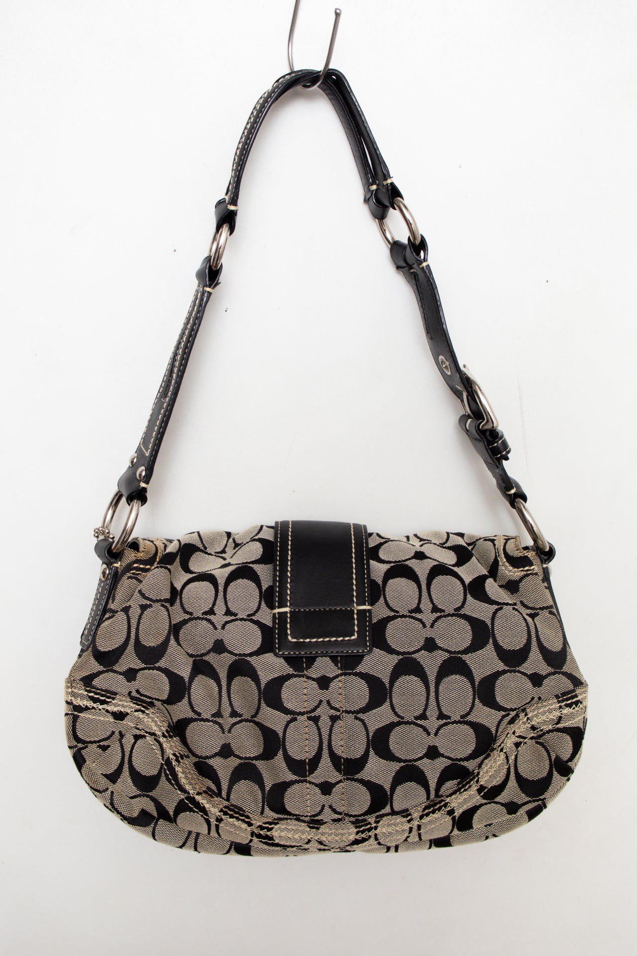 #207 Coach Shoulder Bag Black | c. 190 | Size