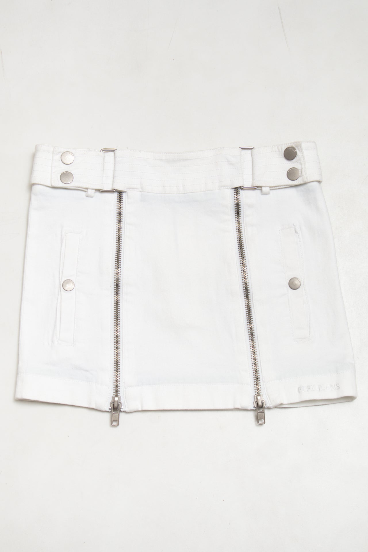 #152 Pepe Jeans London Mini Skirt White | c. 181 | Size 8