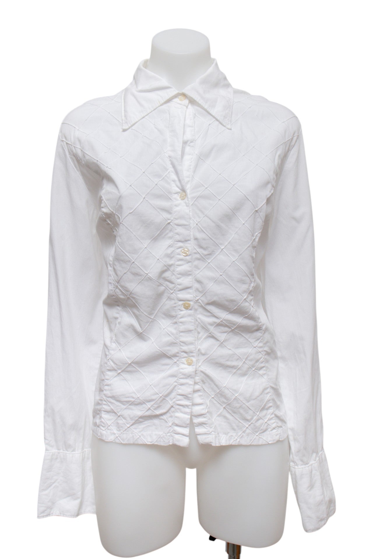#42 White Stag T-shirt White | c. 189 | Size 12