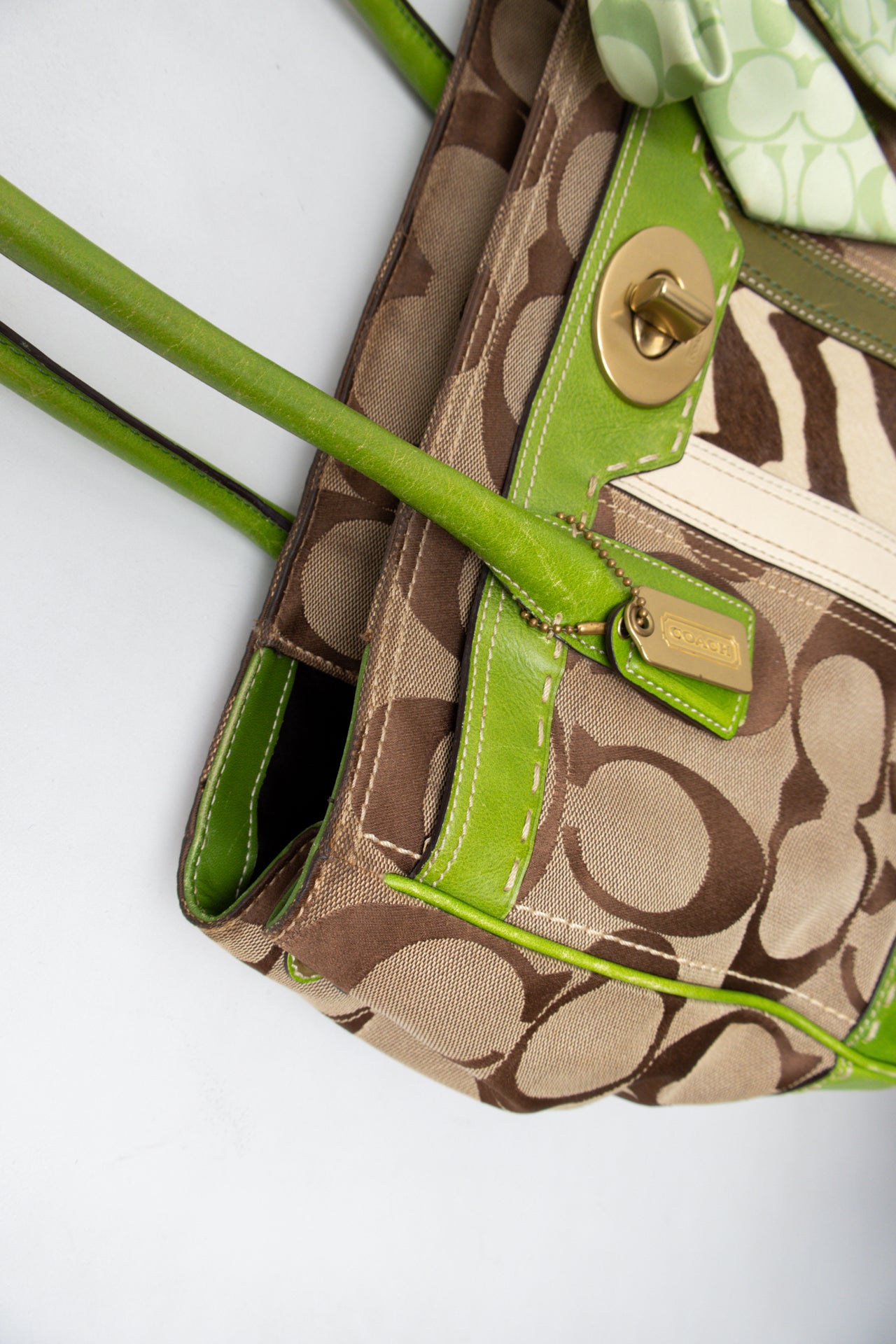 #181 Coach Shoulder Bag Green | c. 200 | Size