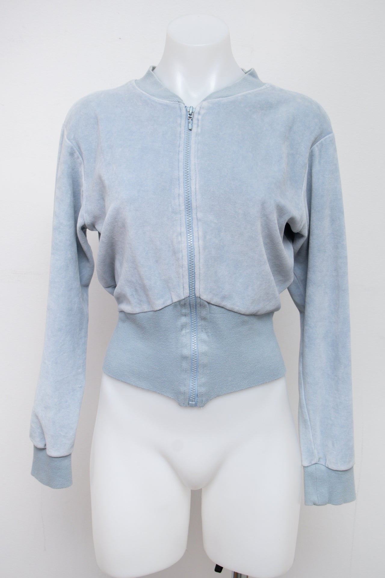 #108 Manitis T-shirt Blue | c. 196 | Size 8