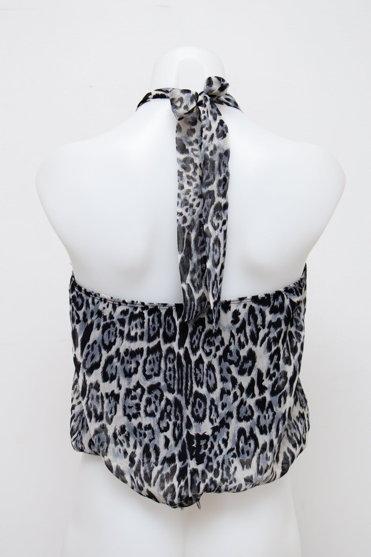 #022 Forever 21 Halter Top Black | c. 203 | Size 8