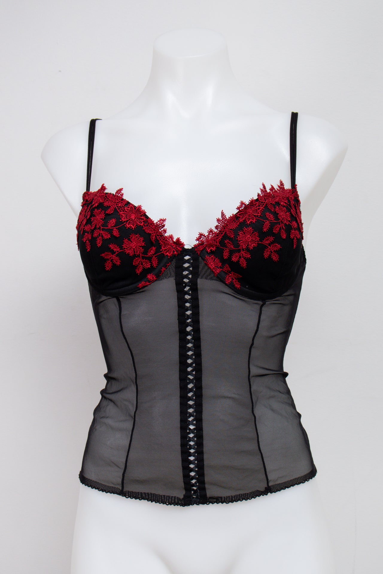 #006 Cami Black | c. 213 | Size 8 / 10D