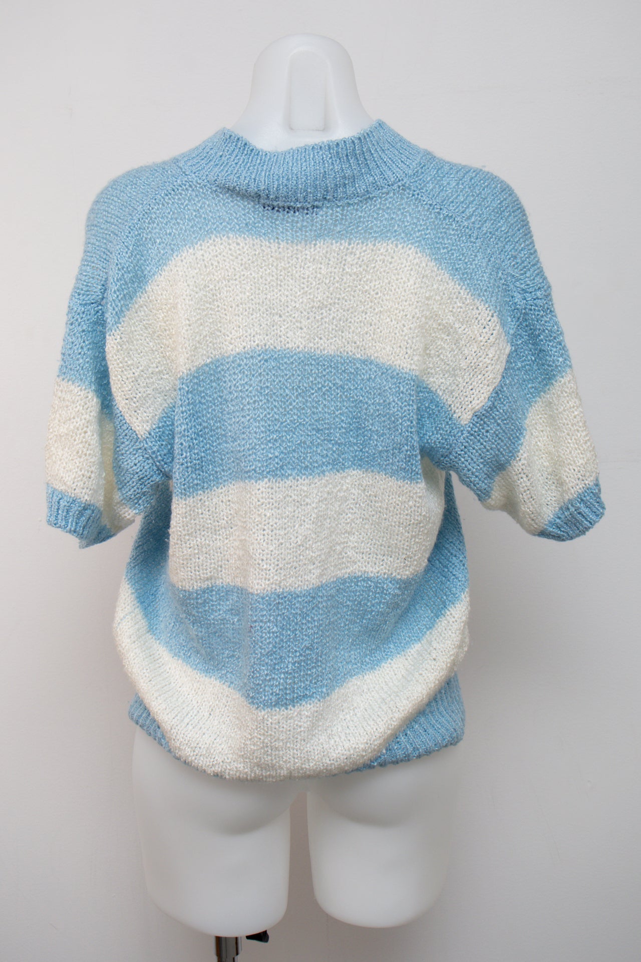 #134 Liz Thomas T-shirt Blue | c. | Size 10