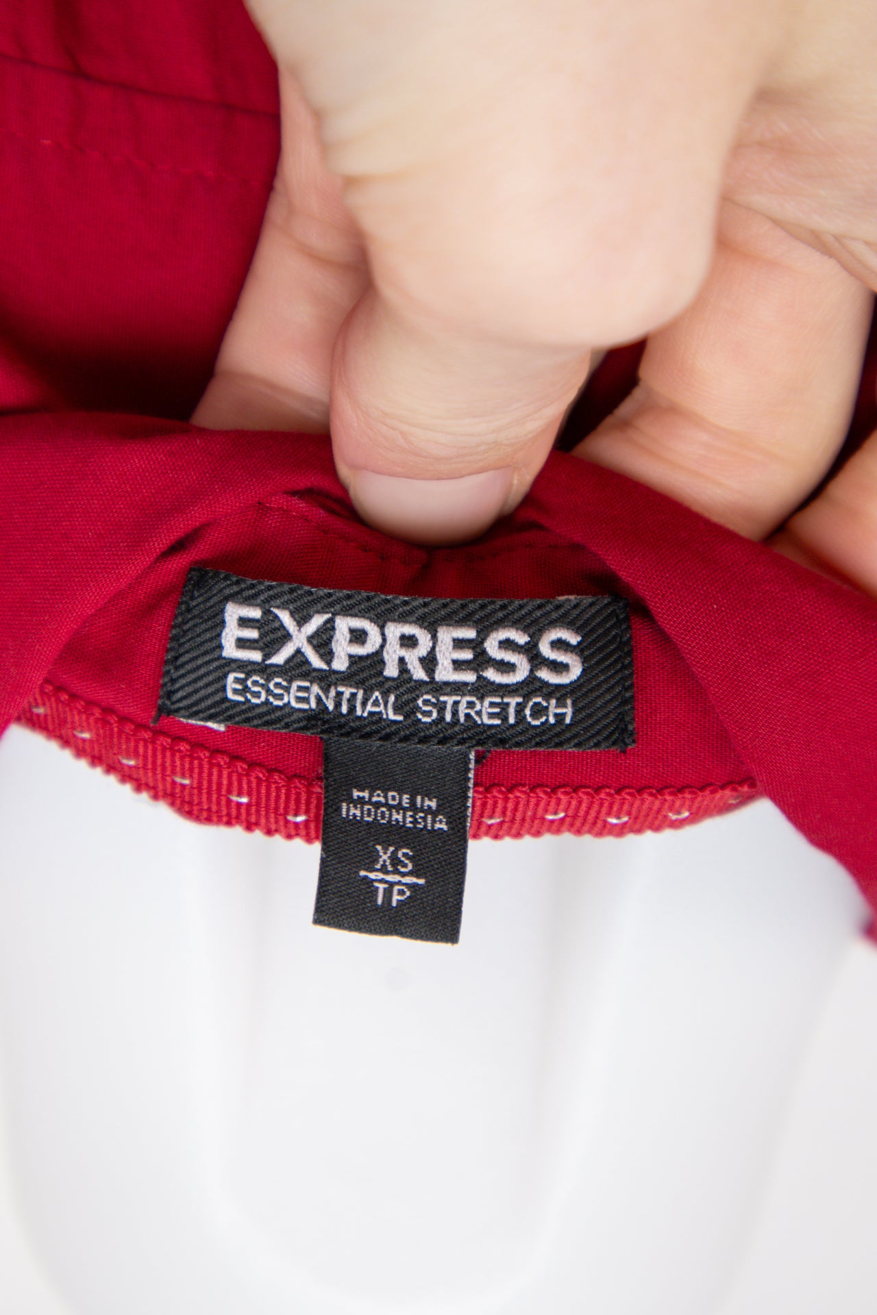 #77 Express Camisole Top Red | c. 195 | Size 6