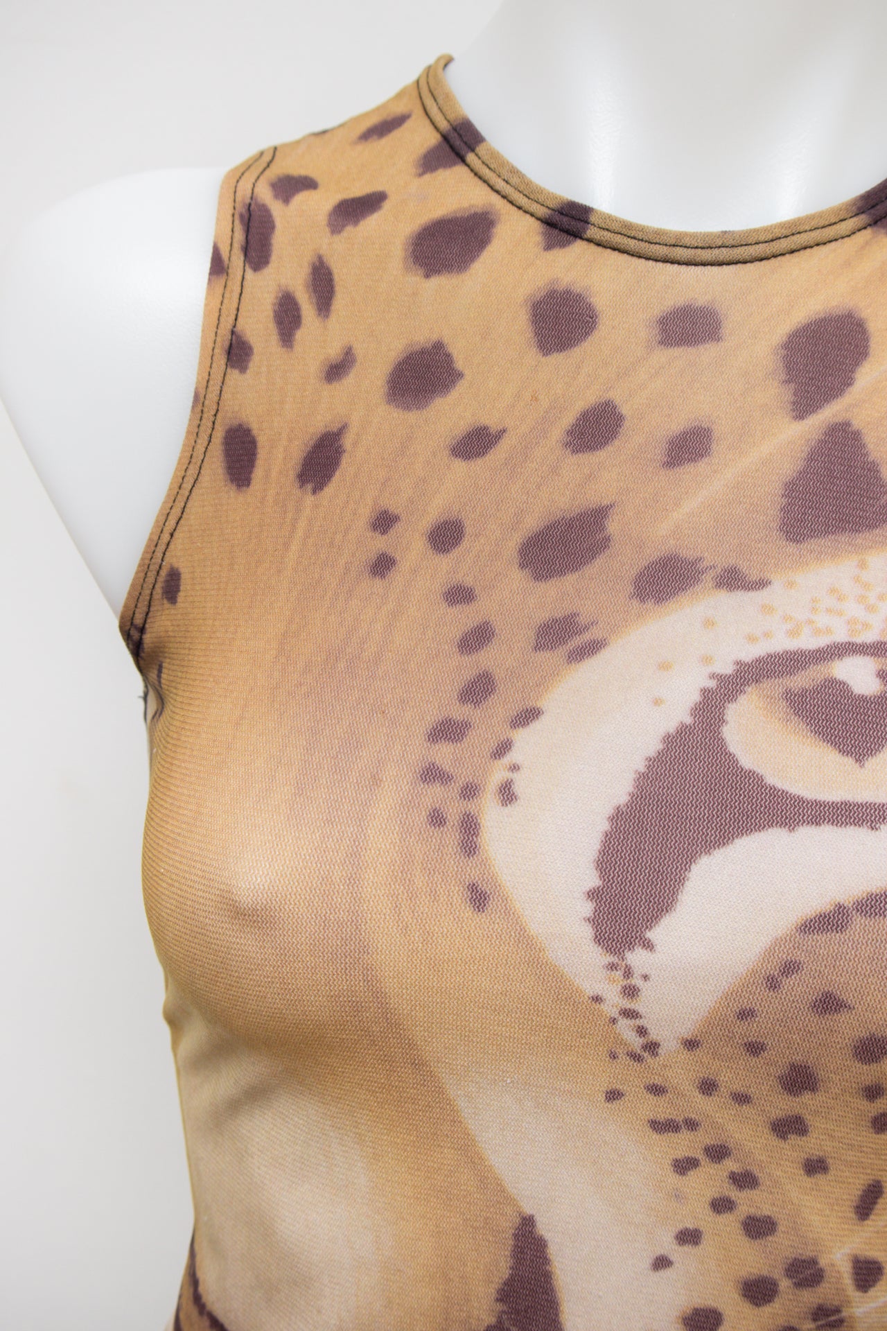 # Vanity Tank Top Brown | c. | Size