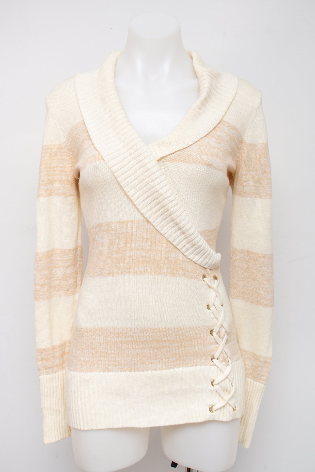 #95 Guess Camisole Top Beige | c. 195 | Size 8