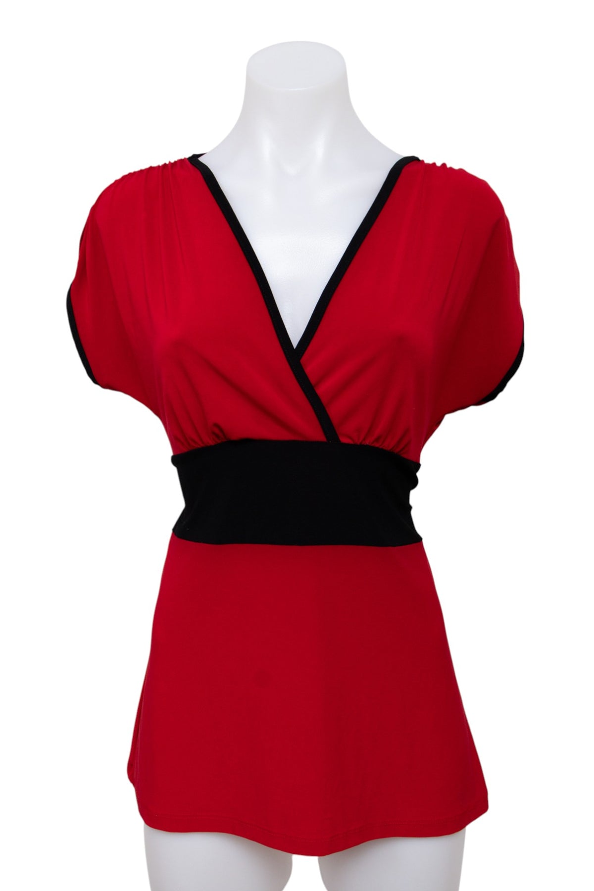 #030 Dynamite Short Sleeve Red | c. 209 | Size 8