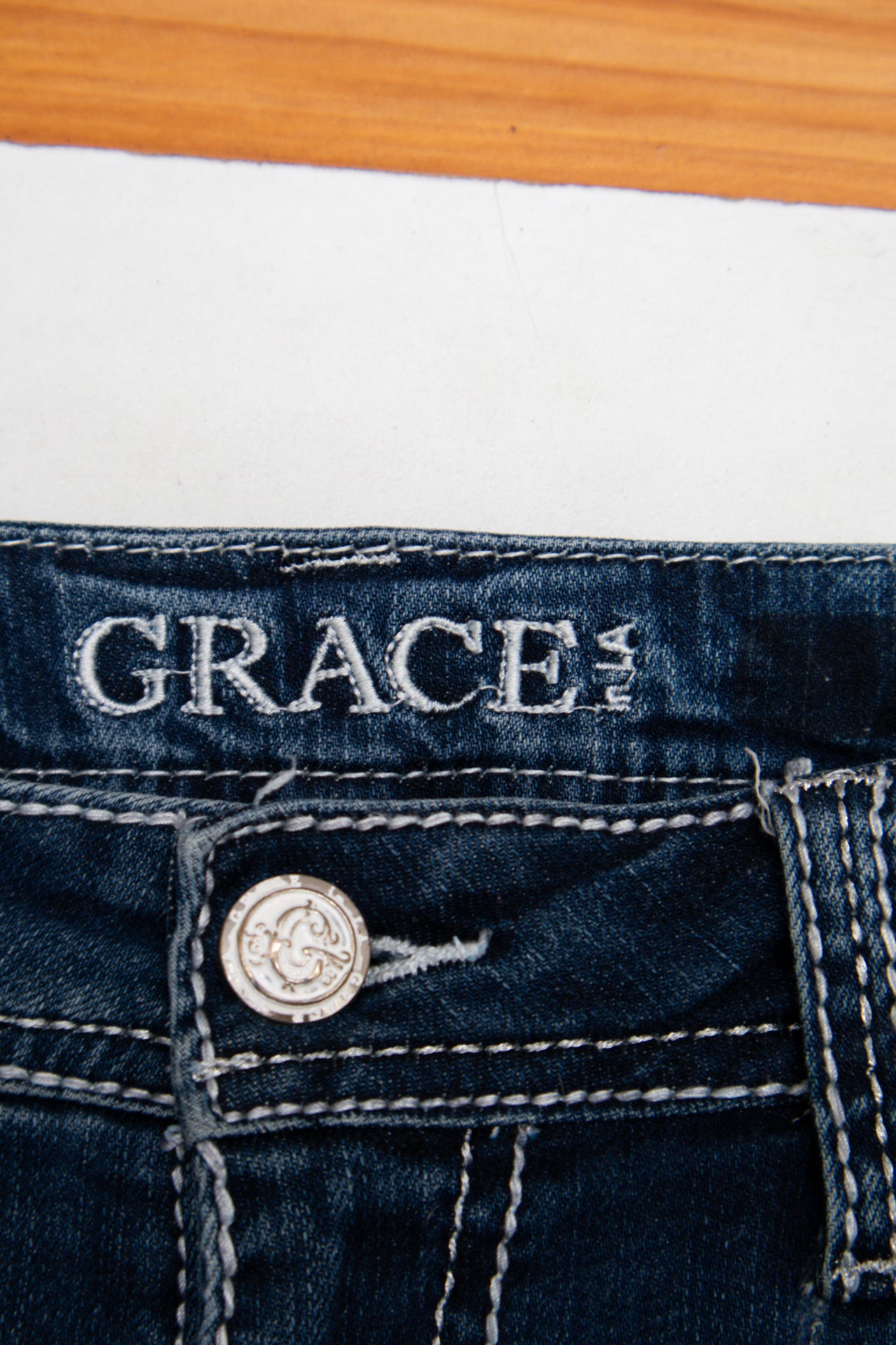 #036 Grace Jeans Blue | c. 206 | Size 10