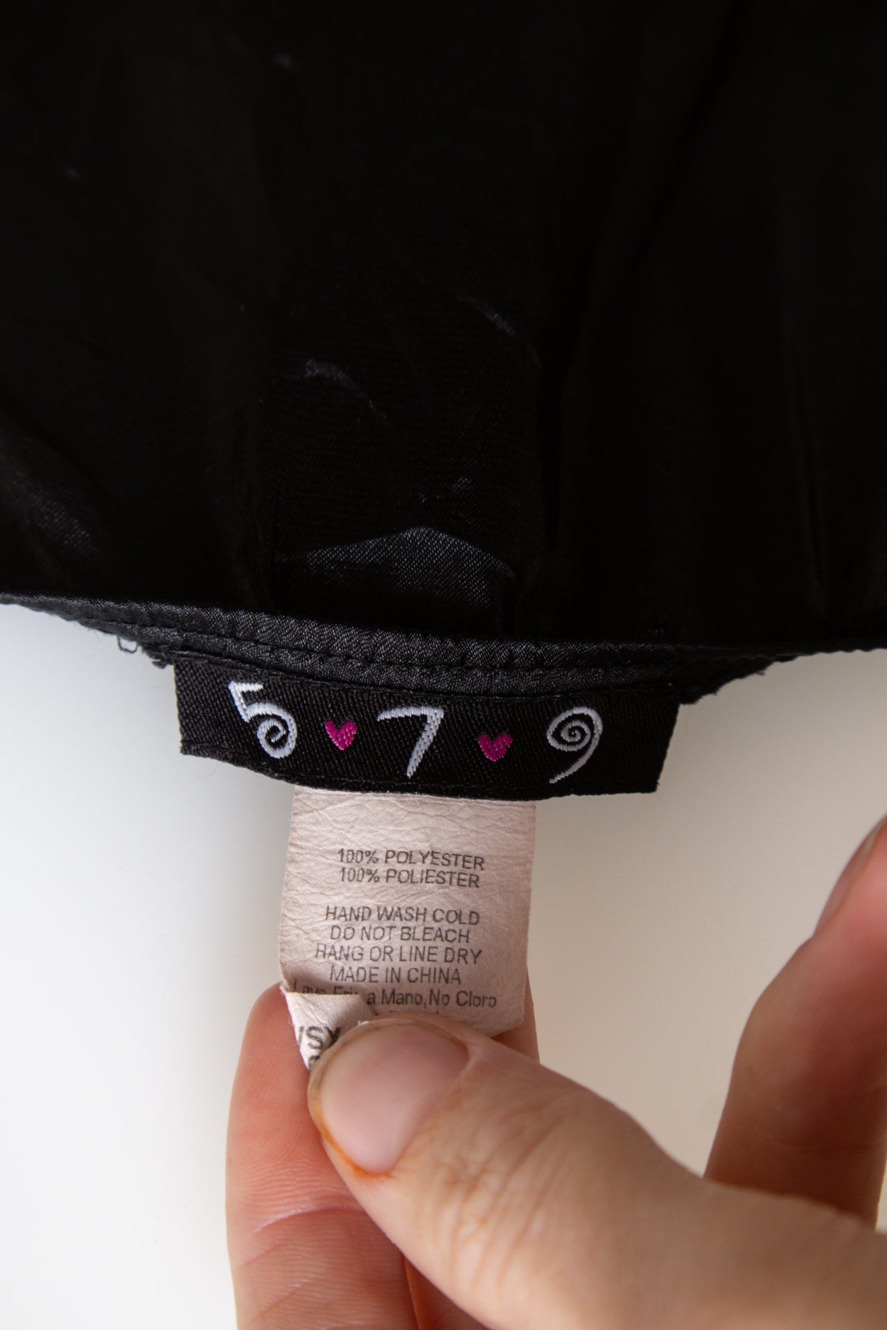 #50 5 7 9 Camisole Top Black | c. 185 | Size 8