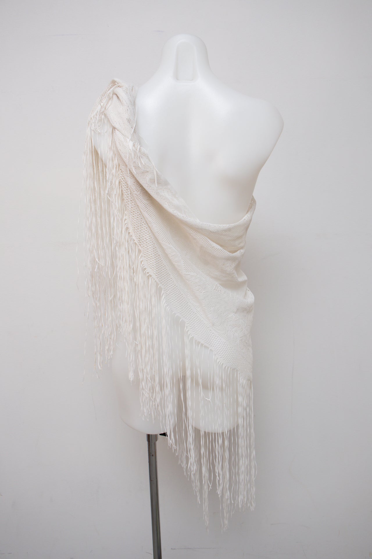 #061 Camisole White | c. 203 | Size