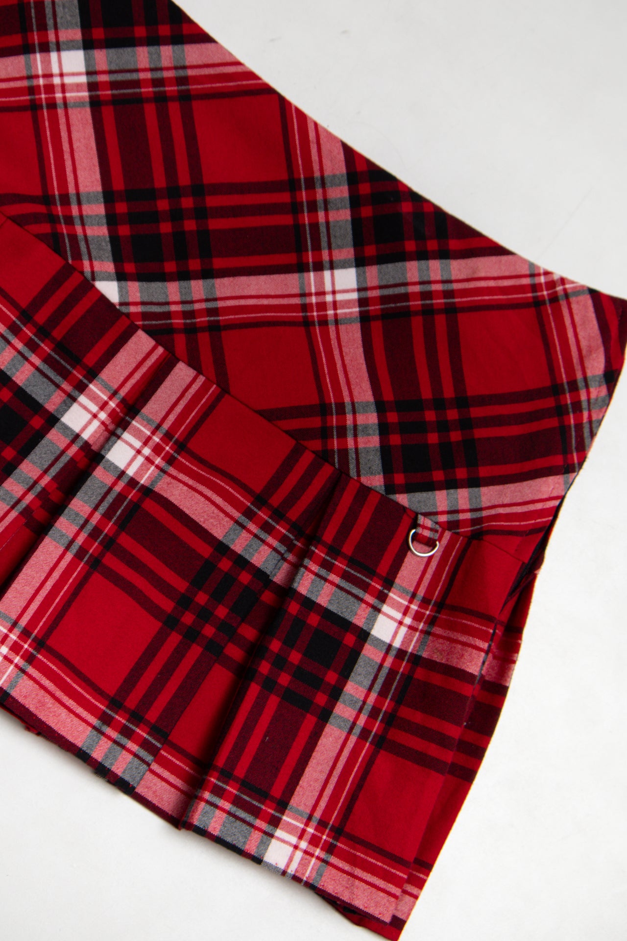 #74 Charlotte Russe Mini Skirt Red | c. 186 | Size 10/12