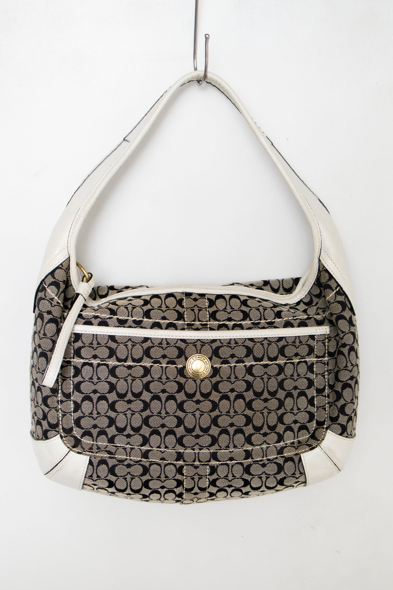 #177 Coach Shoulder Bag Black | c. 187 | Size