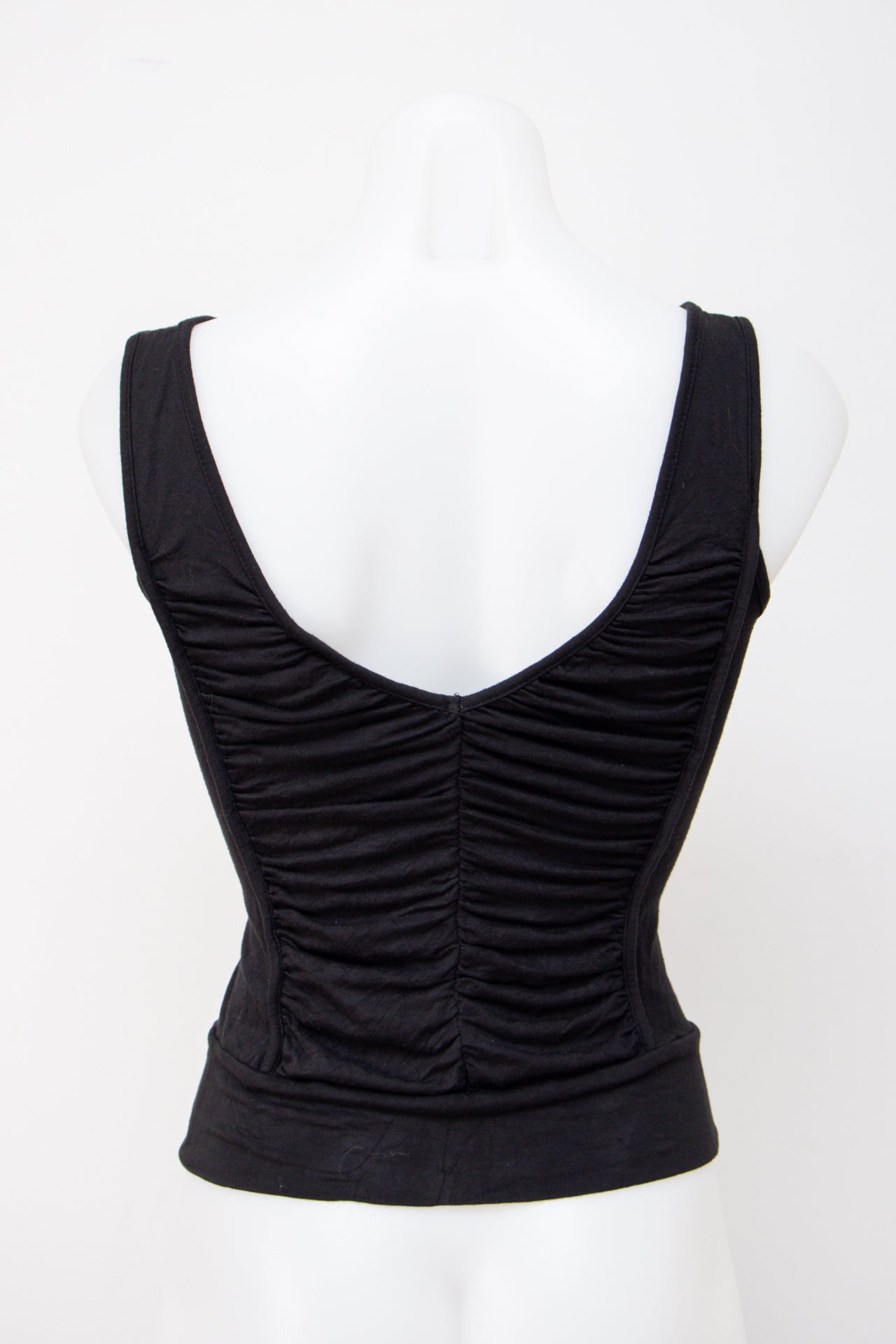 #056 Express Cami Top Black | c. 199 | Size 6