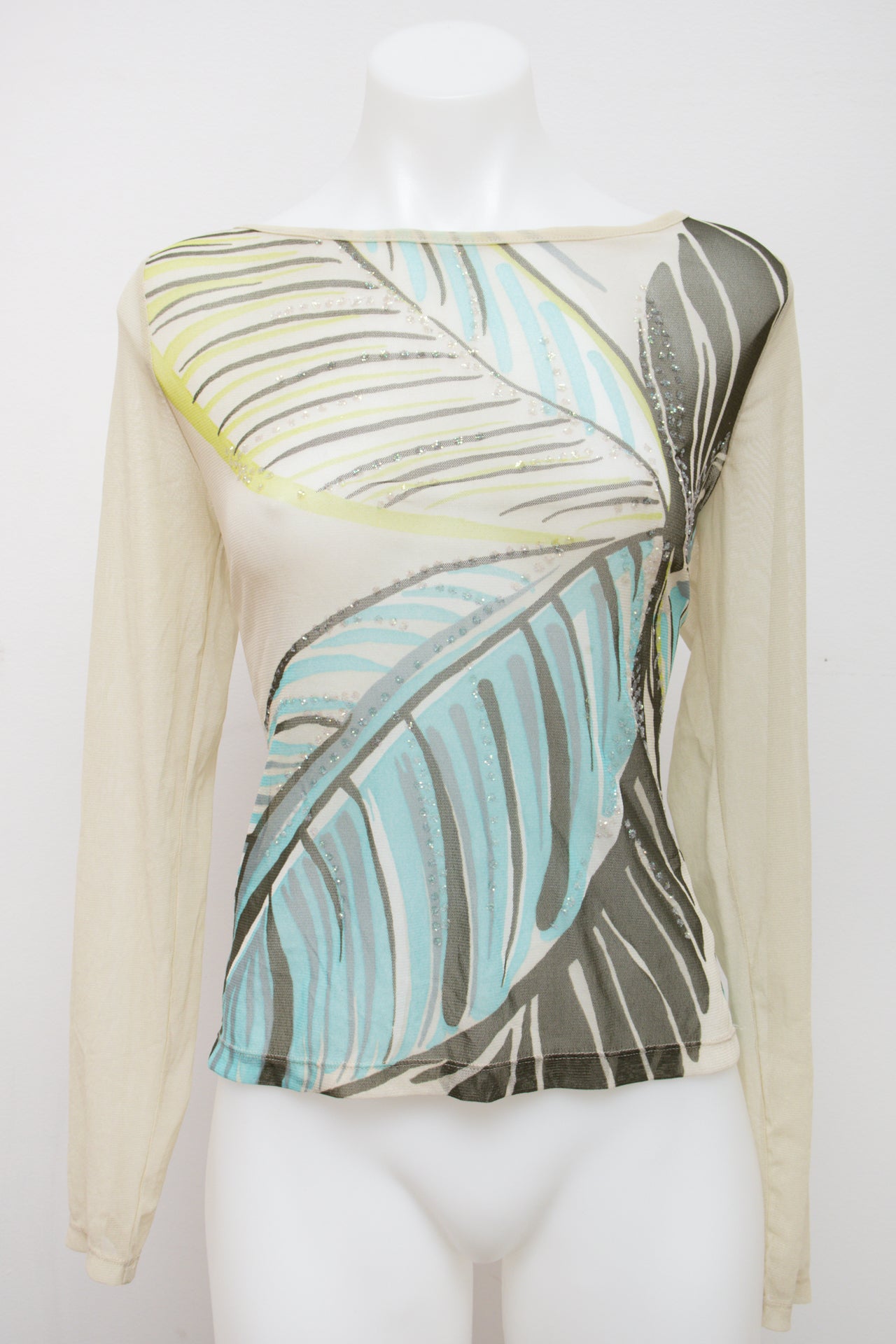 #54 New York & Company T-shirt White | c. 194 | Size 10