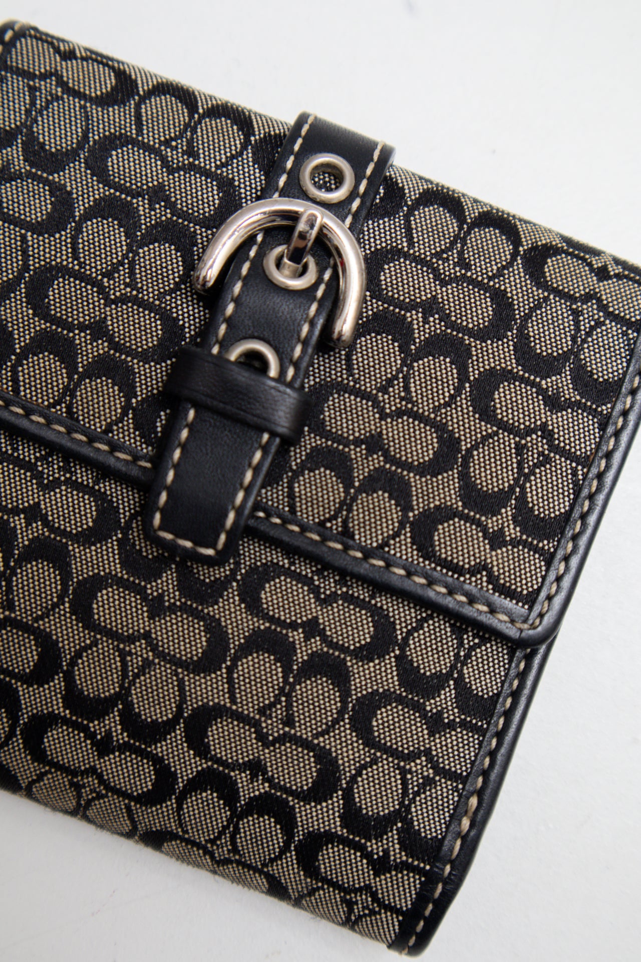 #202 Coach Wallet Black | c. 205 | Size