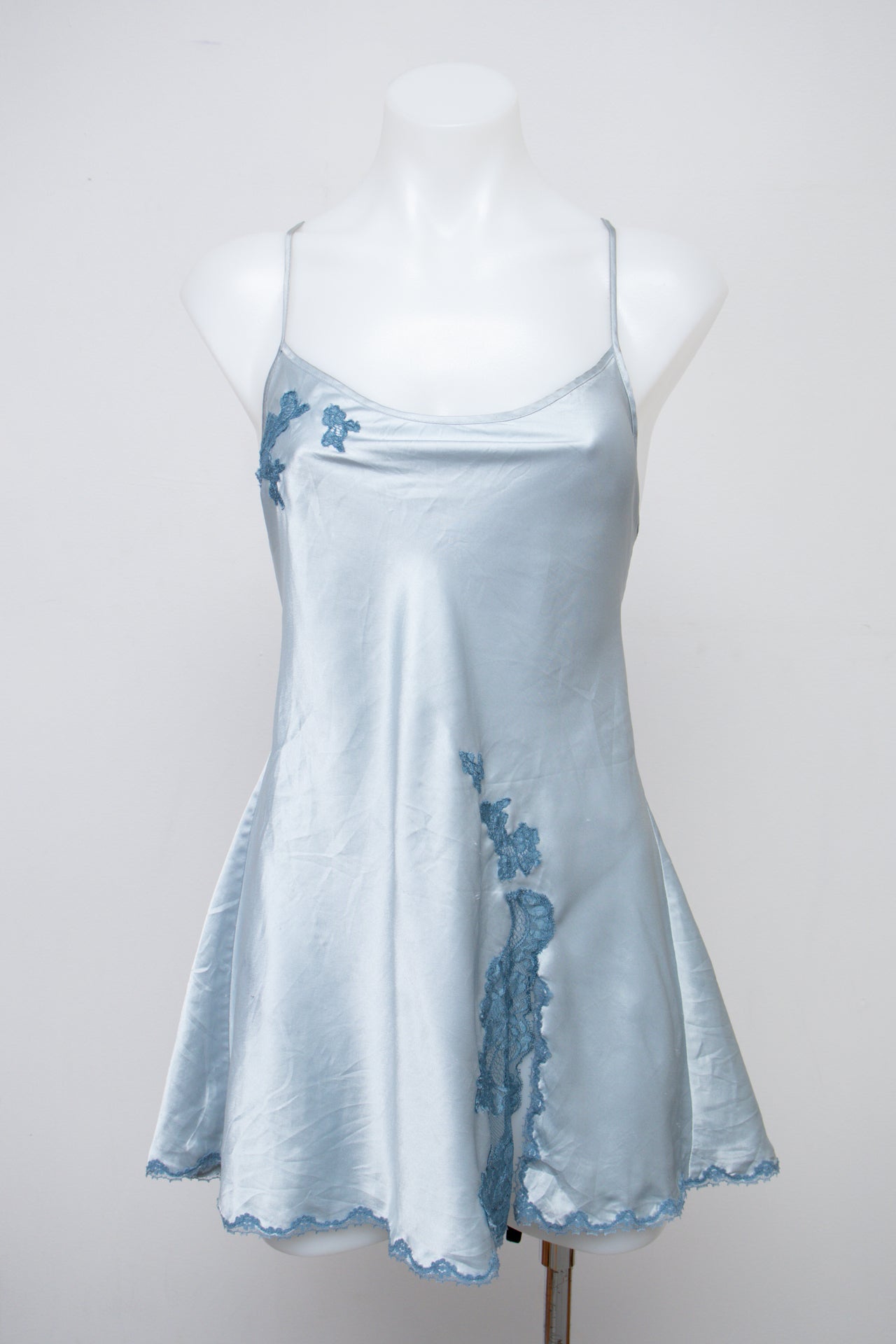 #090 Victoria's Secret Cami Blue | c. 210 | Size 10