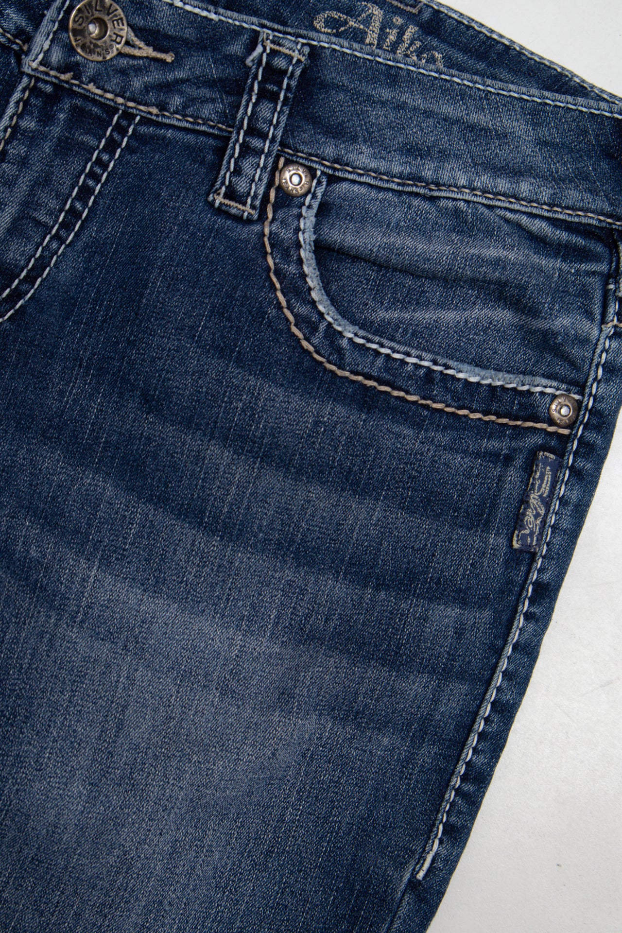 #056 Silver Jeans Jeans Blue | c. 206 | Size 10