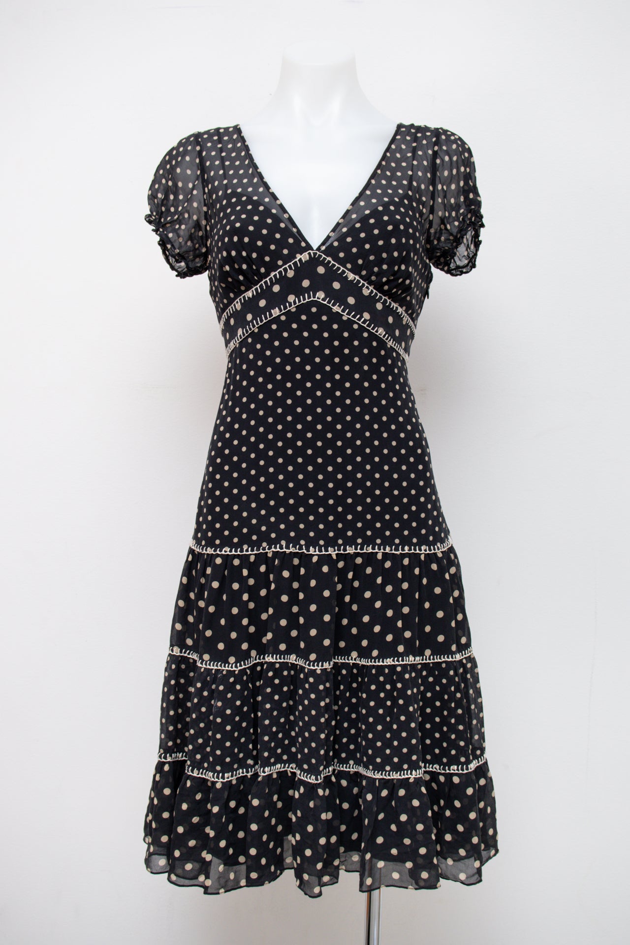 #129 Bcbg Maxazria Camisole Top Black | c. 195 | Size 6/8