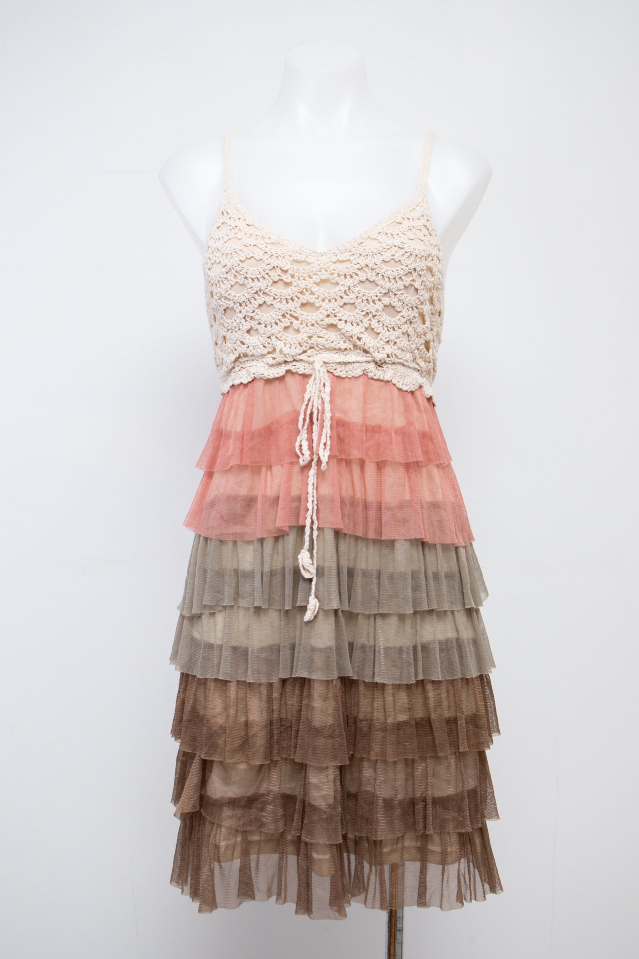 #146 Nornor Cami Top Beige | c. 207 | Size 8