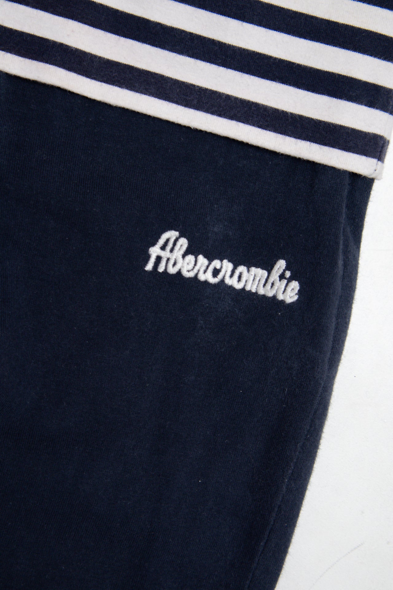 #126 Abercrombie & Fitch Pants Navy | c. 202 | Size 4