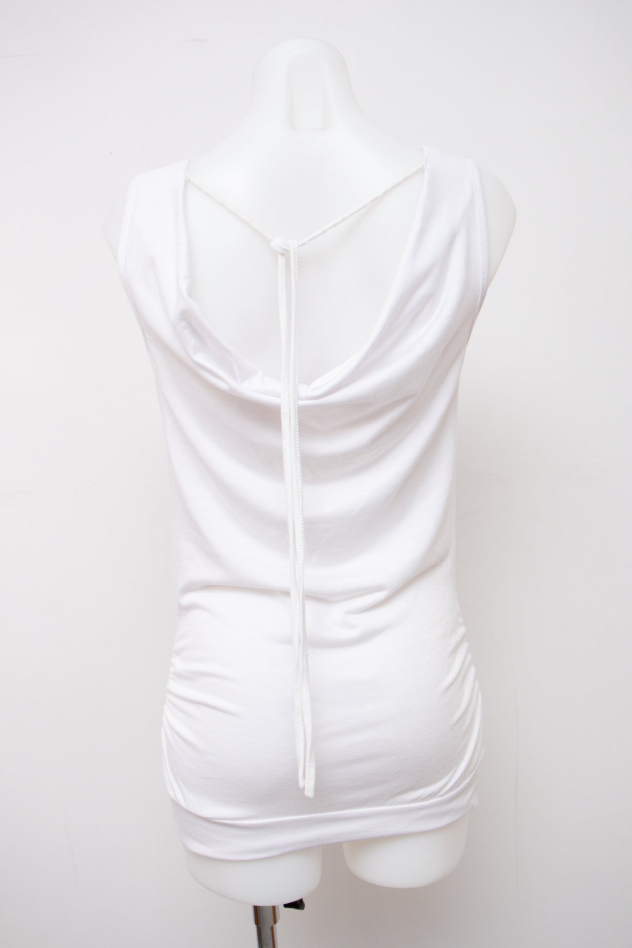 #009 Camisole Top White | c. 201 | Size 8