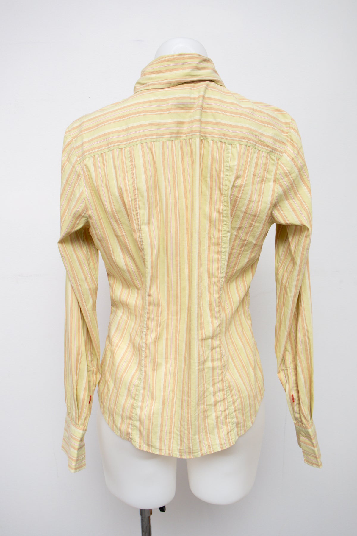 #051 Gant Long Sleeve Yellow | c. 209 | Size 6