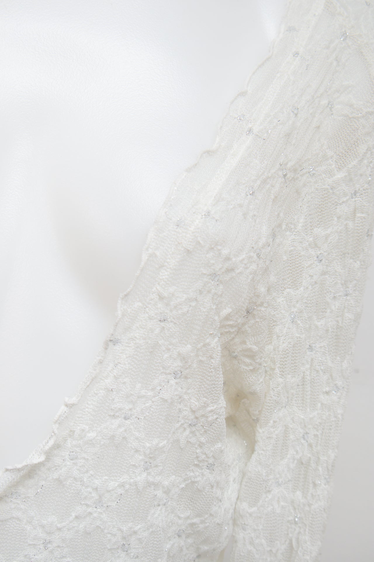 #51 Win Fame Cami Top White | c. 194 | Size 12