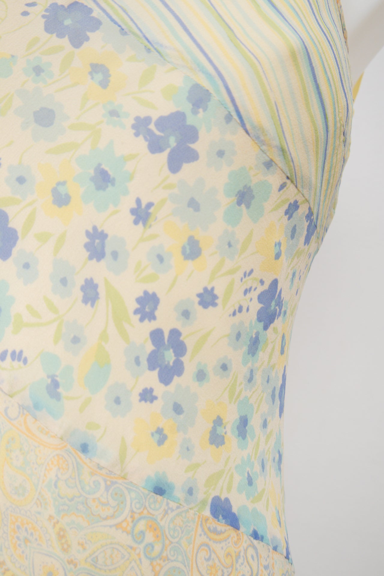 #082 Express Camisole Yellow | c. 201 | Size 8