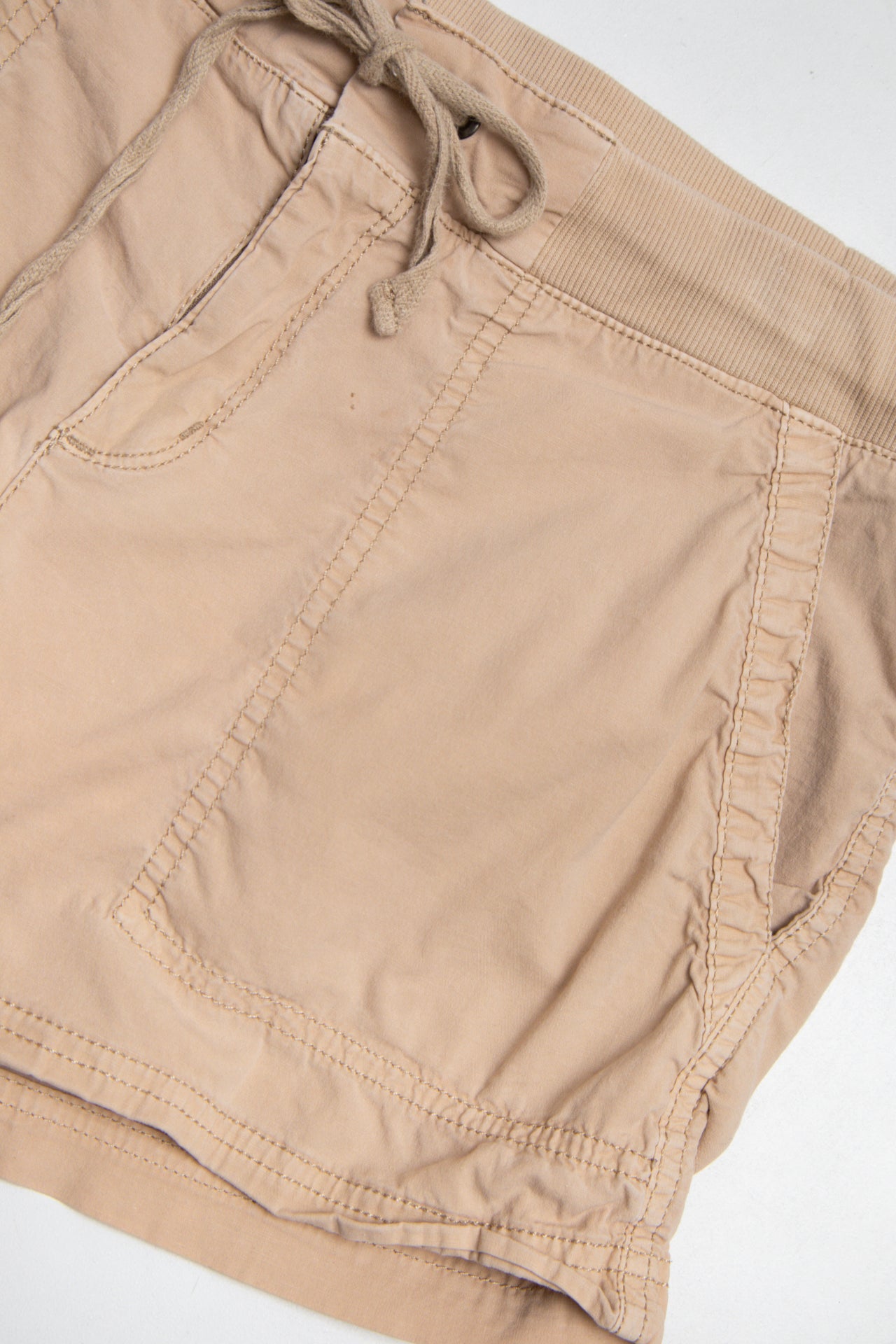 #130 A.n.a Shorts Beige | c. 196 | Size 8