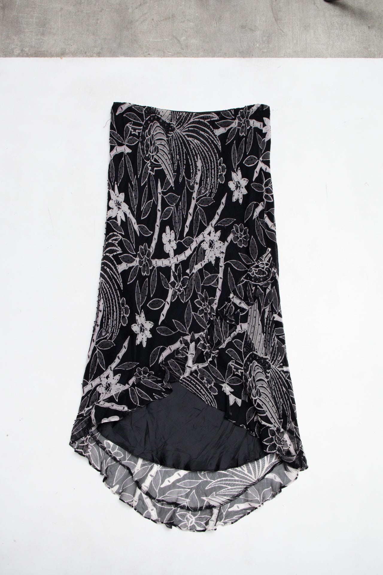#113 Ice Long Skirt Black | c. 213 | Size 10