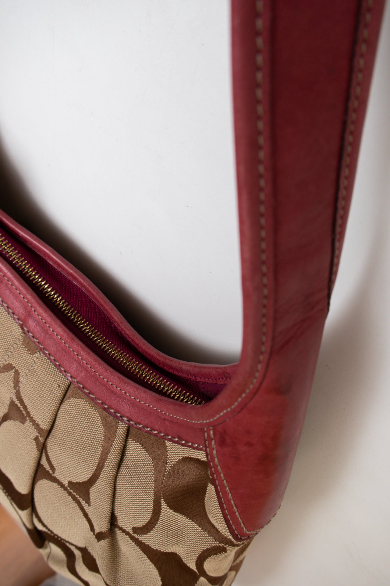 #206 Coach Shoulder Bag Brown | c. 194 | Size