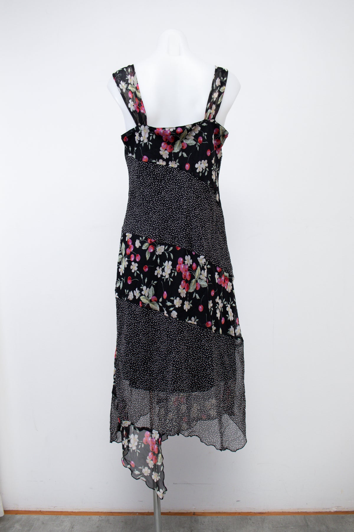 #121 Before.... Skirt Black | c. 207 | Size 8