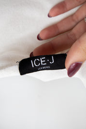 #020 Ice . j Top White | c. 213 | Size 10