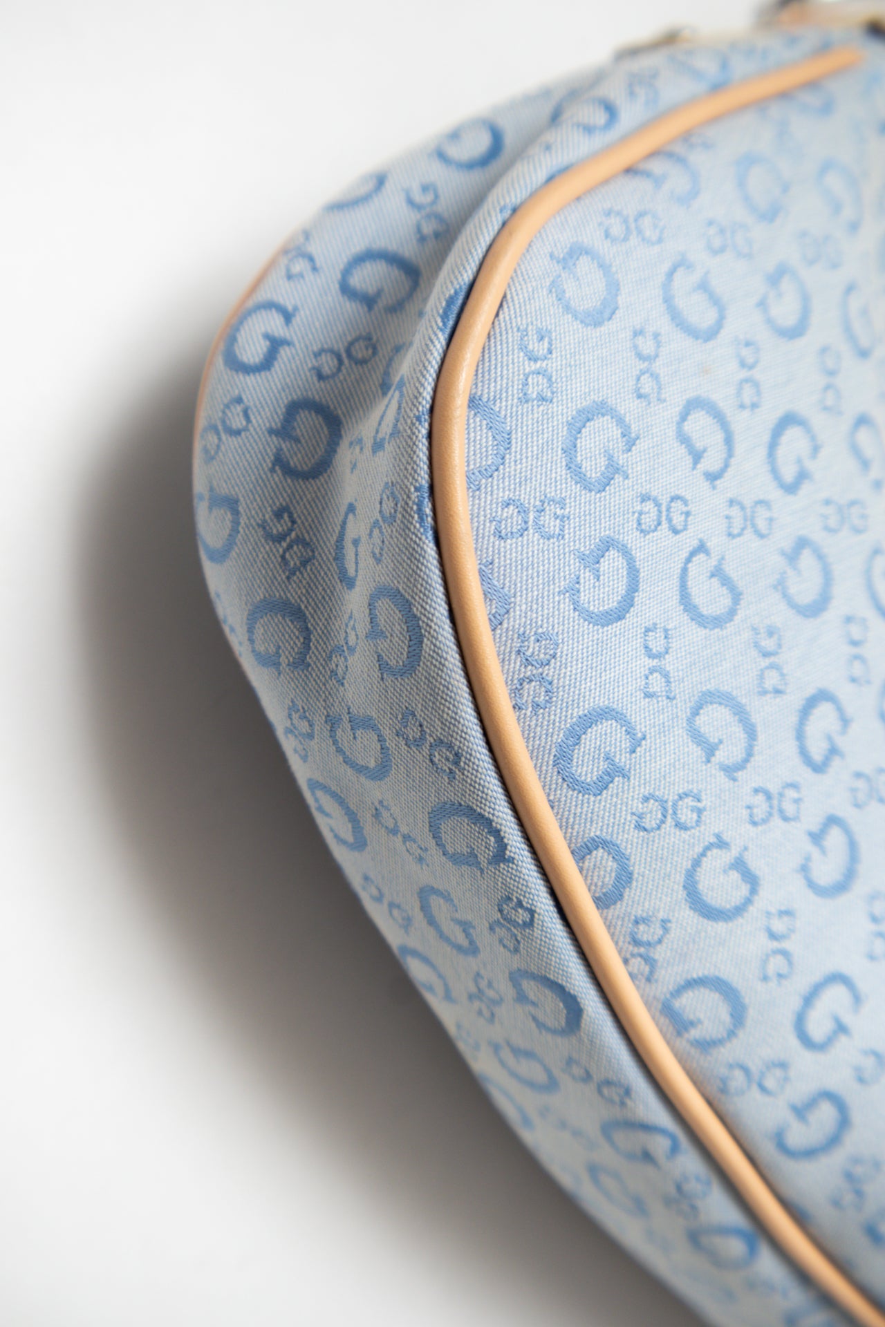 #163 Guess Shoulder Bag Blue | c. 180 | Size