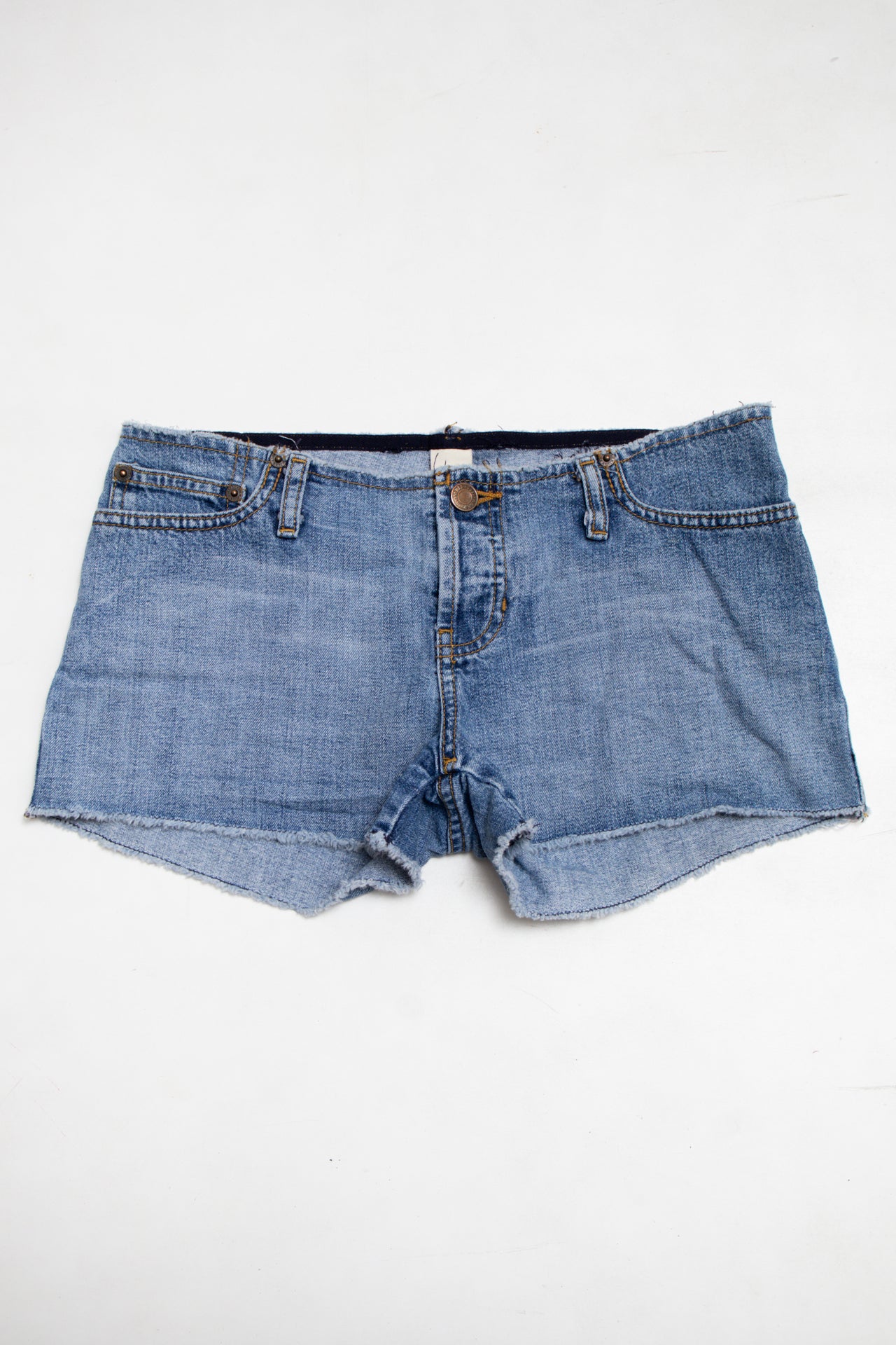 #143 Denim Shorts Blue | c. 189 | Size 6