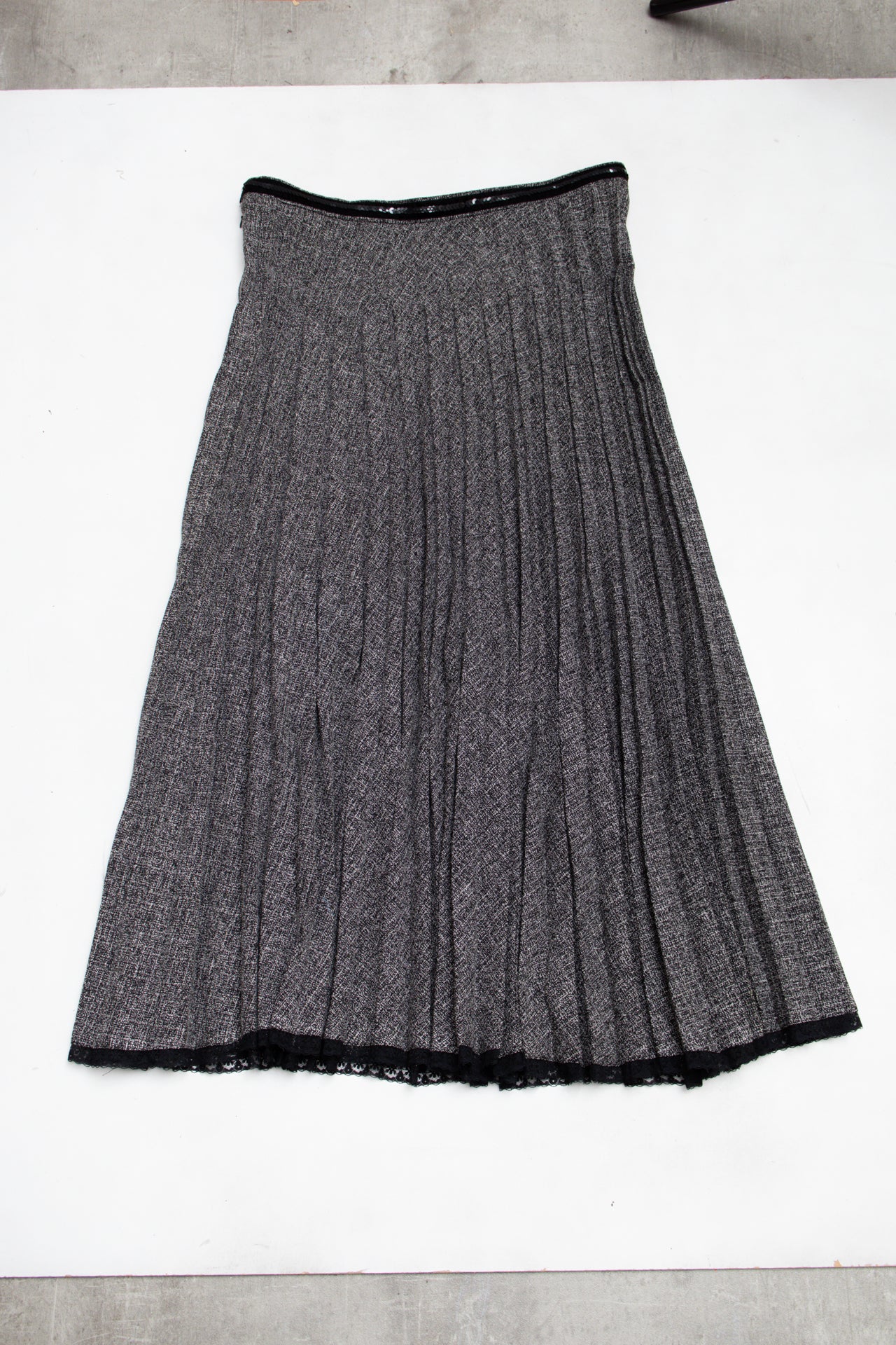 #119 E-col-o-gic Skirt Gray | c. 193 | Size 10