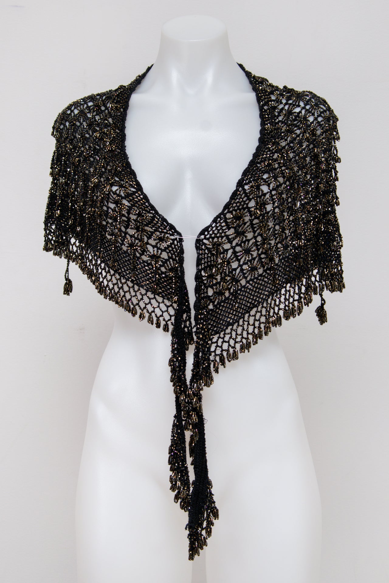 #166 Halter Top Black | c. 194 | Size