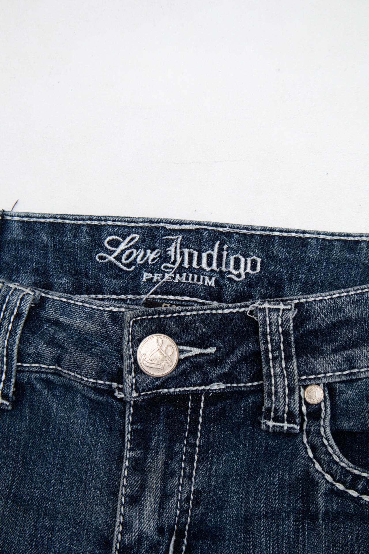 #002 Love Indigo Jeans Blue | c. 206 | Size 8