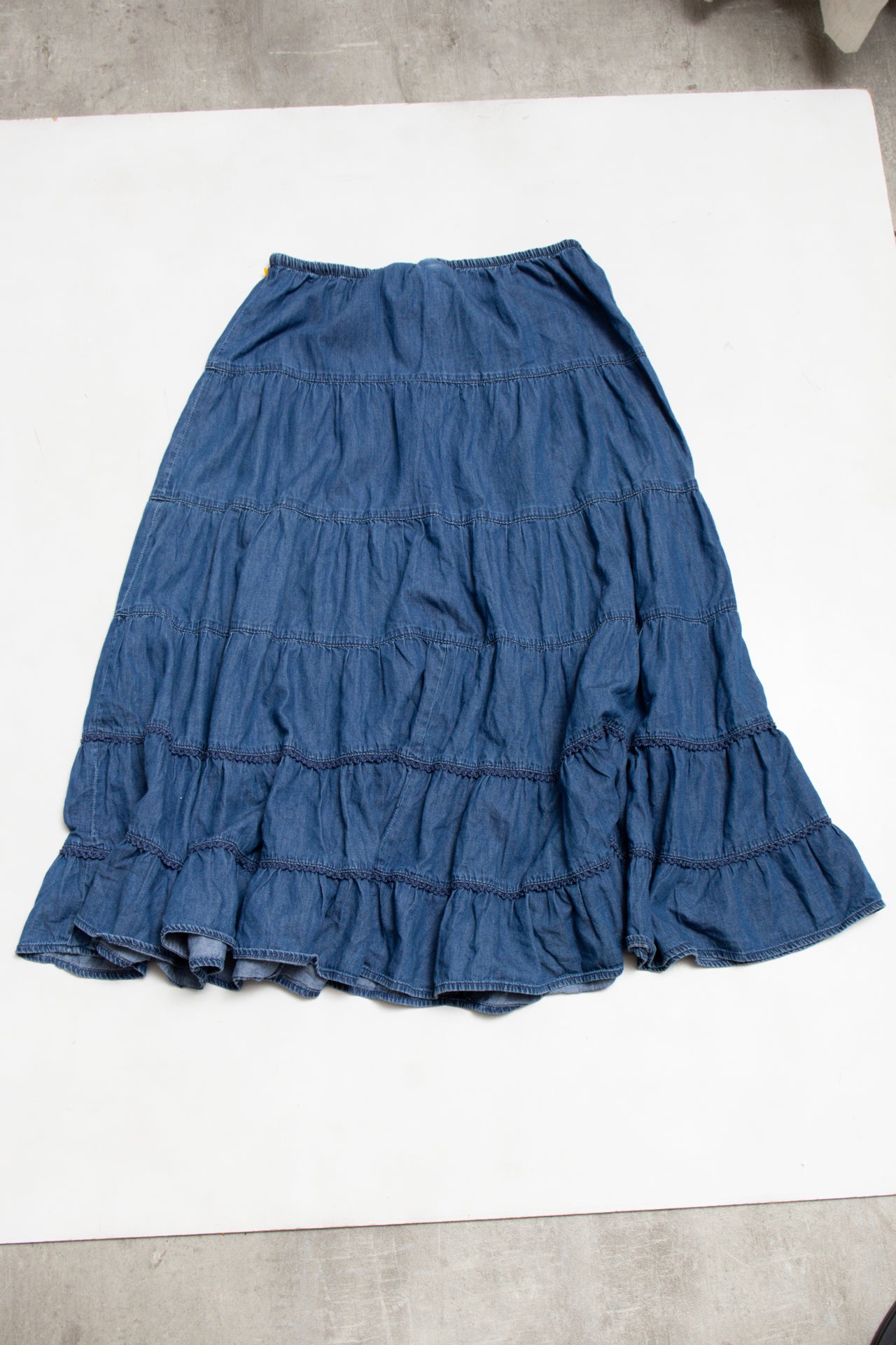 #32 White Stag Skirt Blue | c. 188 | Size 8