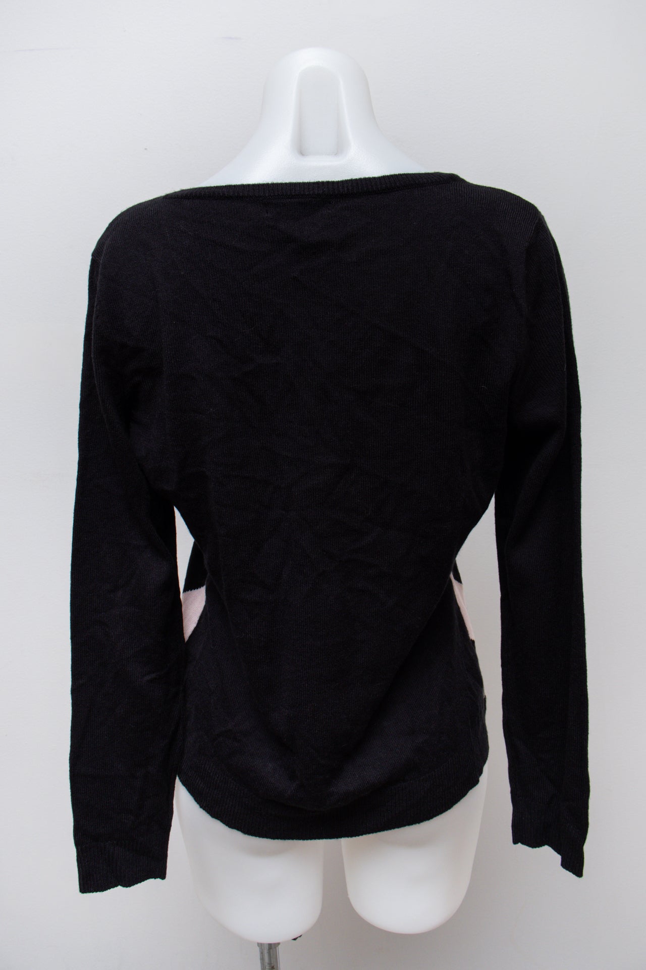 #81 New York & Company T-shirt Black | c. 192 | Size 10