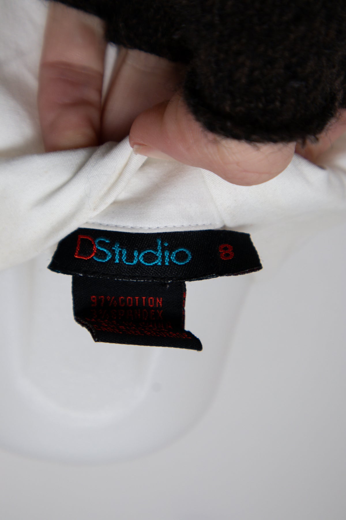 #045 Dstudio Long Sleeve White | c. 209 | Size 8
