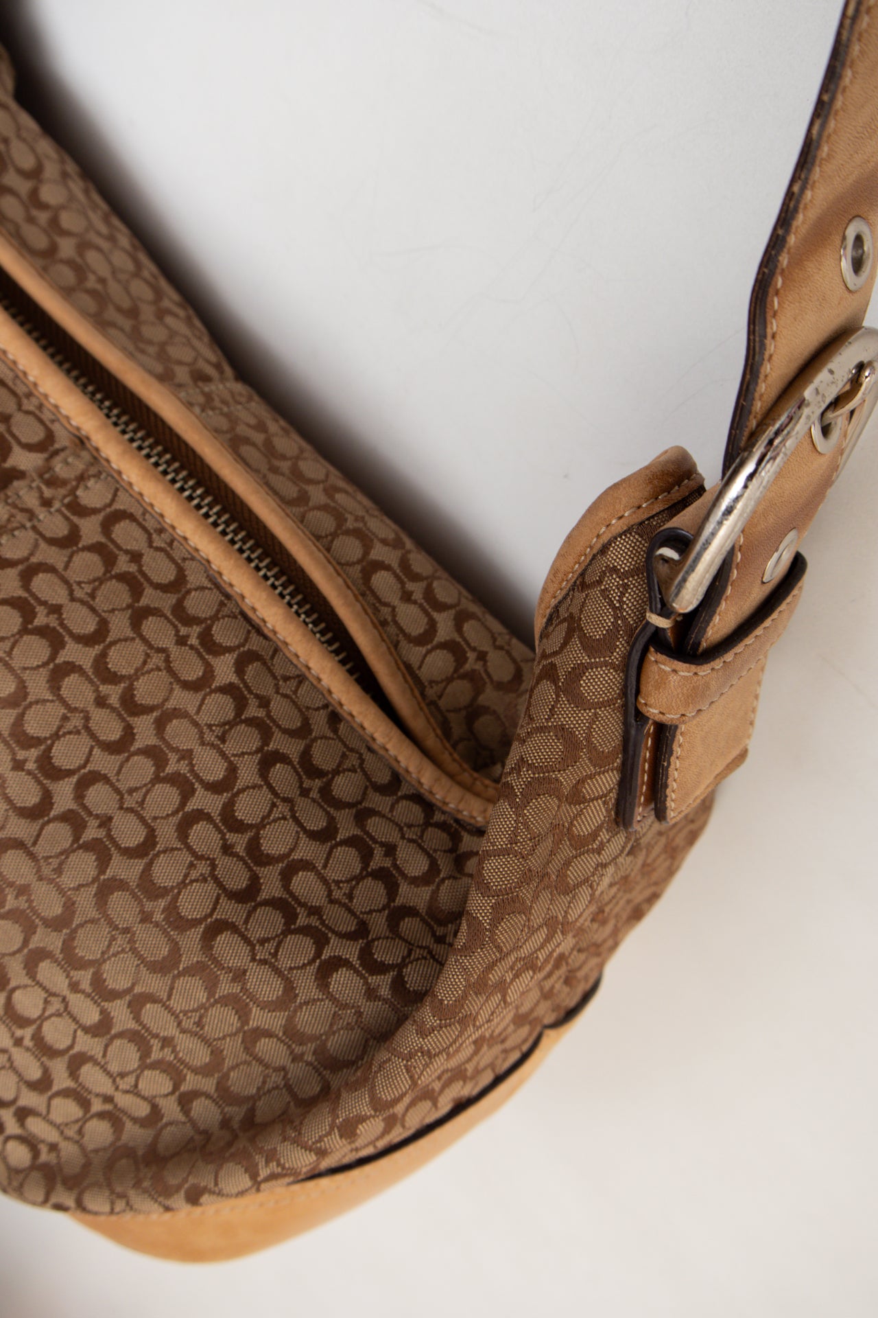 #213 Coach Shoulder Bag Brown | c. 194 | Size